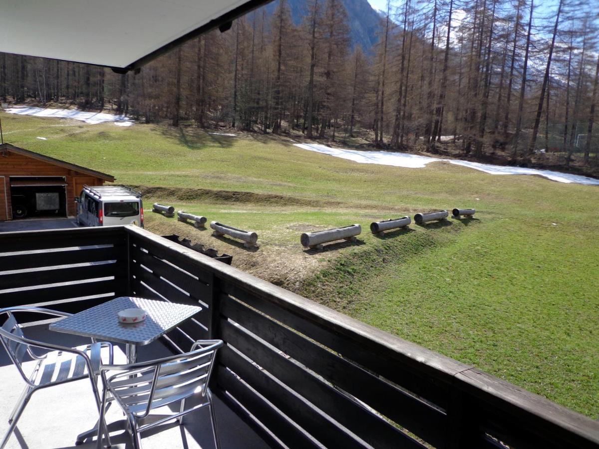 B&B Matterhorn Golf Randa Exterior foto